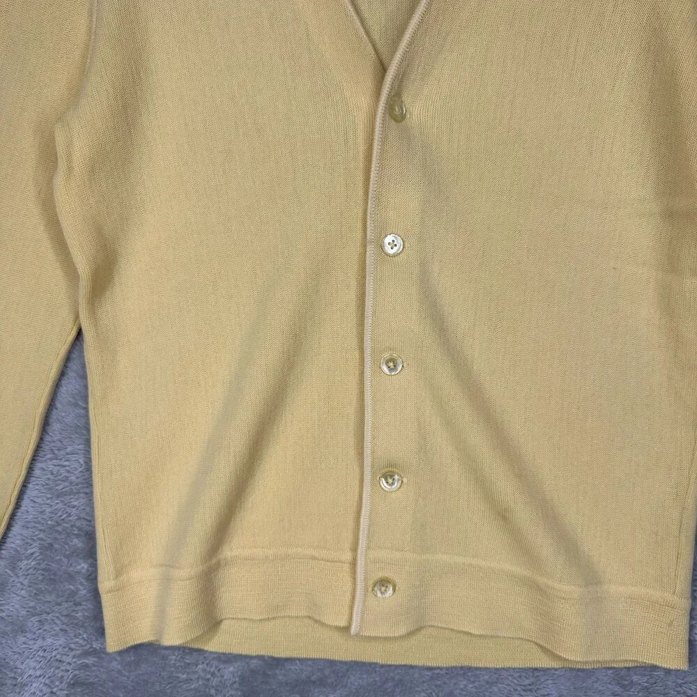 Vtg 70s Pendleton Cardigan Sweater Mens Medium Sir Yellow Virgin Wool USA Made